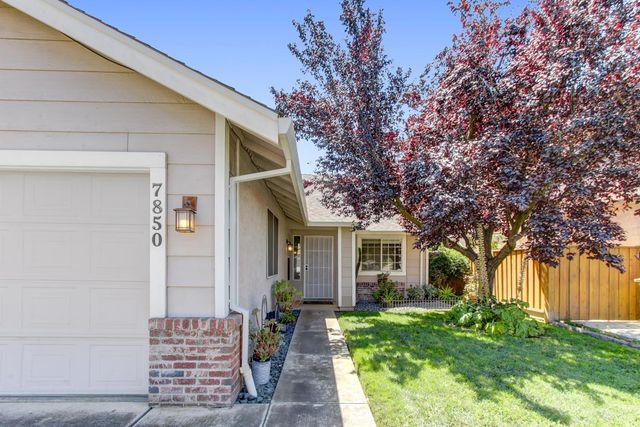 7850 Bonny Downs Way, Elk Grove, CA 95758