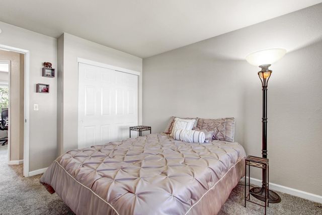 7850 Bonny Downs Way, Elk Grove, CA 95758