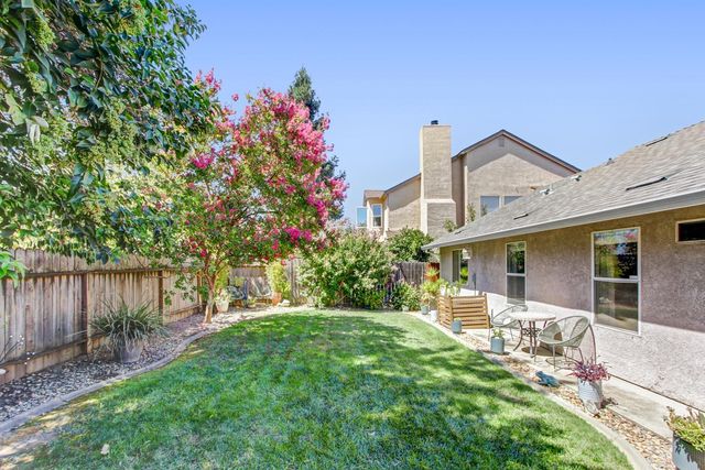 7850 Bonny Downs Way, Elk Grove, CA 95758