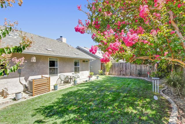 7850 Bonny Downs Way, Elk Grove, CA 95758