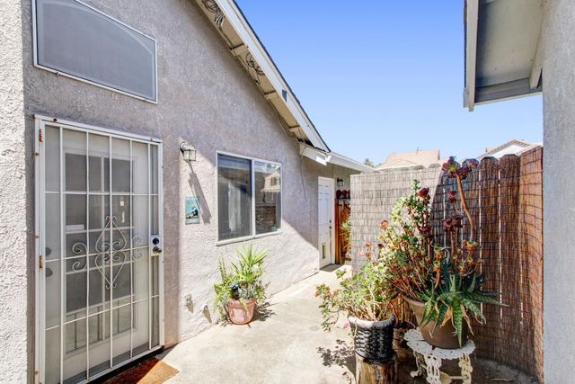 7850 Bonny Downs Way, Elk Grove, CA 95758