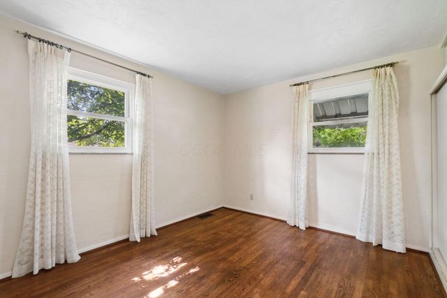 2537 Shrewsbury Road, Columbus, OH 43221