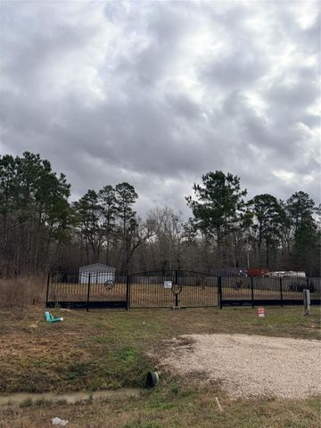 279 & 281 Road 5513, Cleveland, TX 77327