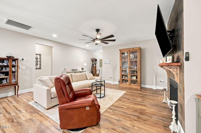463 E Clydes Pt Way, Wendell, NC 27591