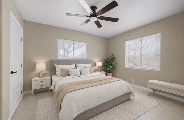 302 Palm Tree Dr, Mathis, TX 78368