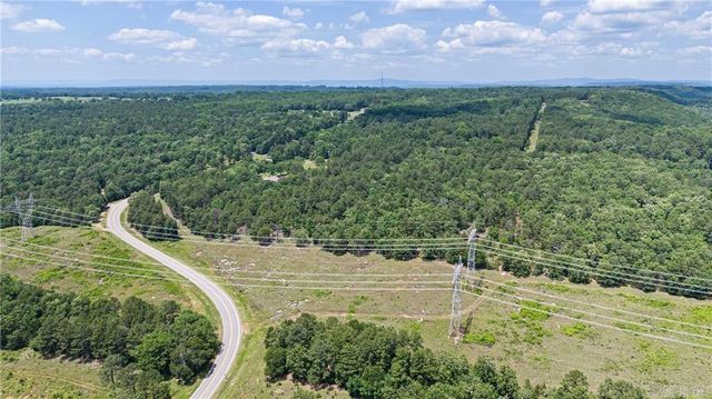 4655-4675 SR 333, London, AR 72847