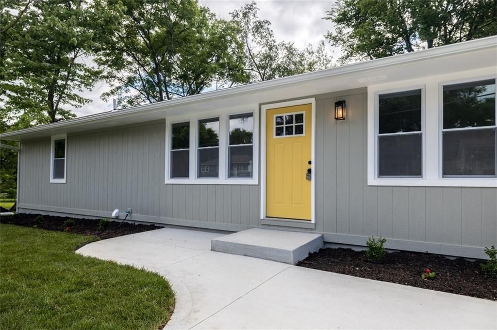 106 Baldwin Street, Belton, MO 64012