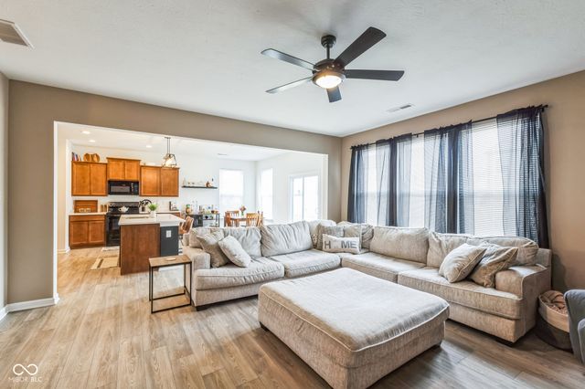 1381 Delacorte Circle, Shelbyville, IN 46176