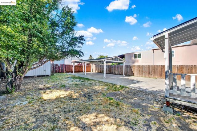 1618 100Th Ave, Oakland, CA 94603