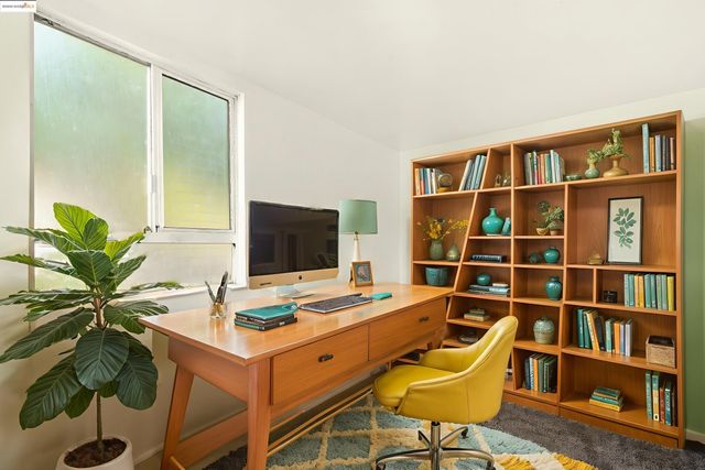 1618 100Th Ave, Oakland, CA 94603