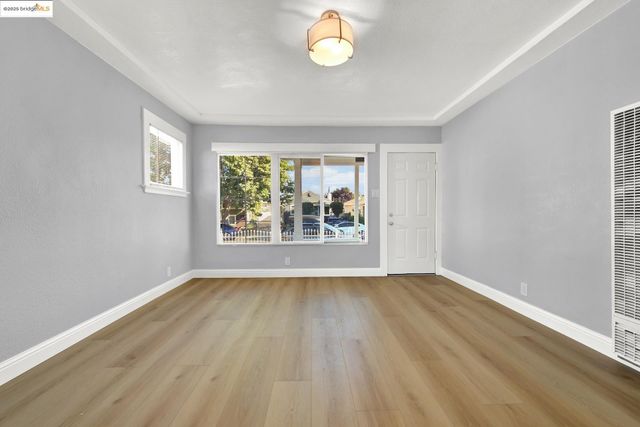 1618 100Th Ave, Oakland, CA 94603