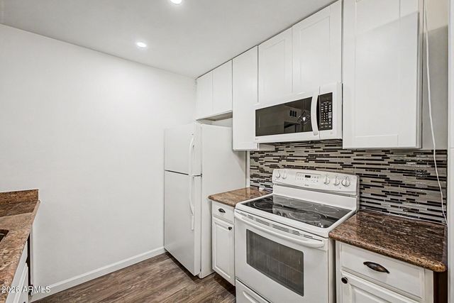 5525 E THOMAS Road R13, Phoenix, AZ 85018