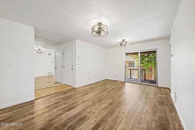 5525 E THOMAS Road R13, Phoenix, AZ 85018