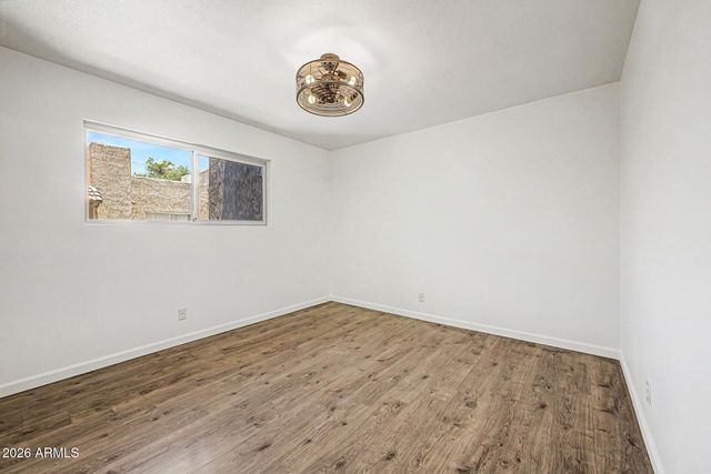 5525 E THOMAS Road R13, Phoenix, AZ 85018