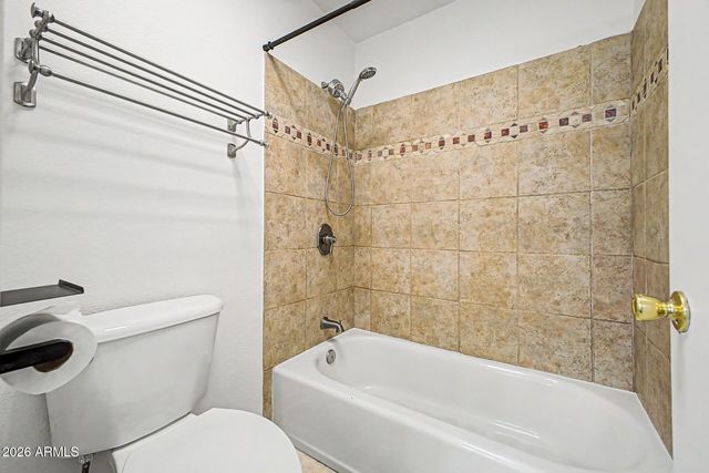 5525 E THOMAS Road R13, Phoenix, AZ 85018