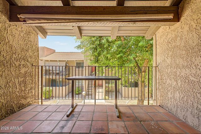 5525 E THOMAS Road R13, Phoenix, AZ 85018
