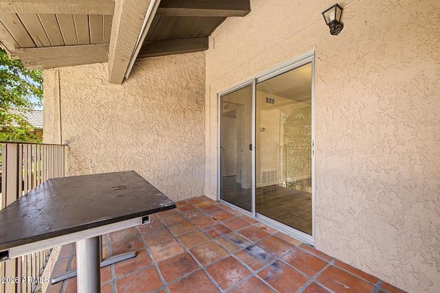 5525 E THOMAS Road R13, Phoenix, AZ 85018