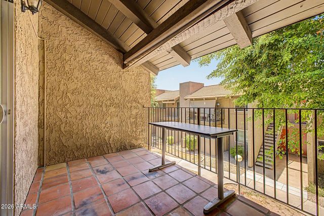 5525 E THOMAS Road R13, Phoenix, AZ 85018