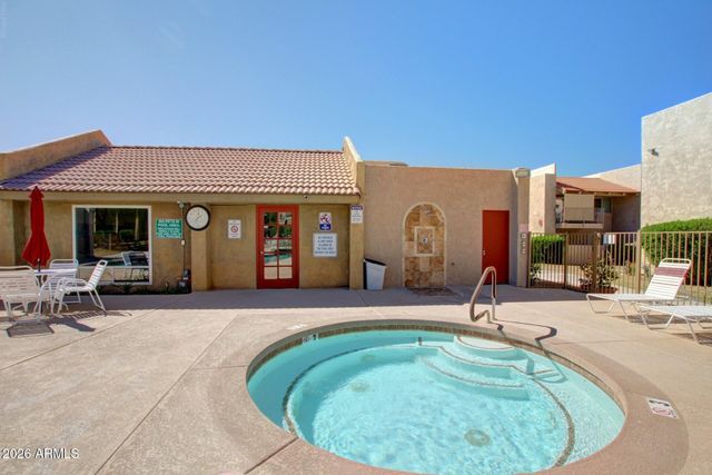 5525 E THOMAS Road R13, Phoenix, AZ 85018