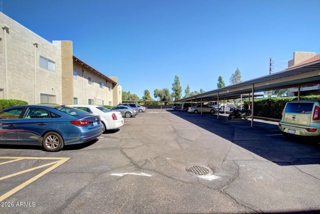 5525 E THOMAS Road R13, Phoenix, AZ 85018