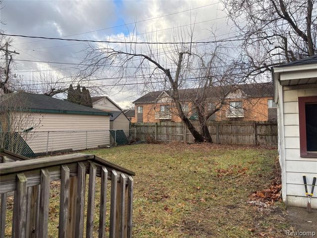 1636 Kenwood St Street, Inkster, MI 48141