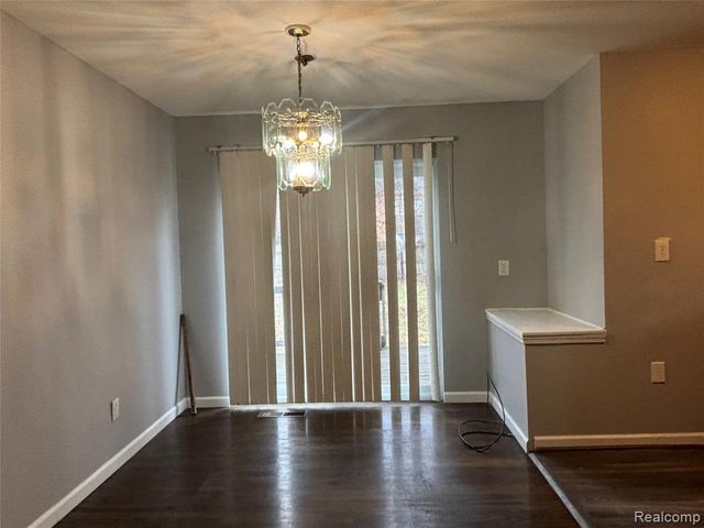 1636 Kenwood St Street, Inkster, MI 48141