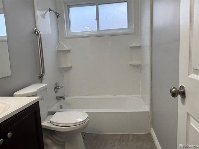 1636 Kenwood St Street, Inkster, MI 48141