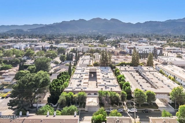 10215 Variel Avenue 11, Chatsworth, CA 91311