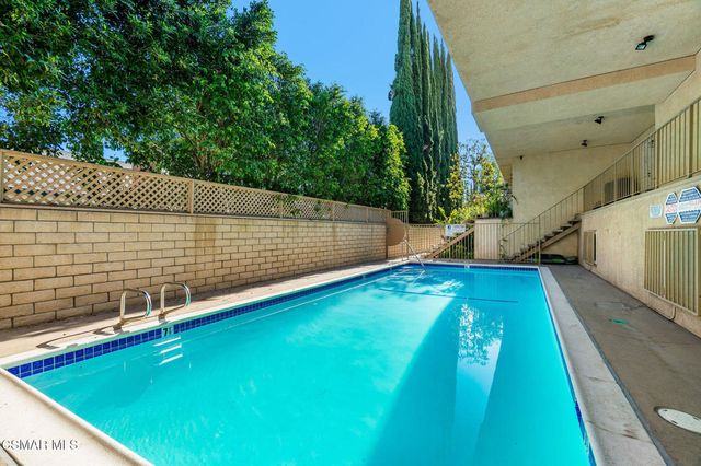 10215 Variel Avenue 11, Chatsworth, CA 91311