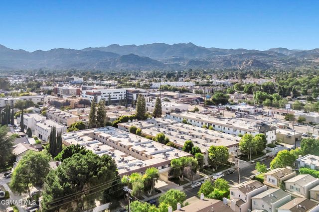 10215 Variel Avenue 11, Chatsworth, CA 91311