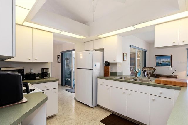 921 OHIO AVENUE, Englewood, FL 34223