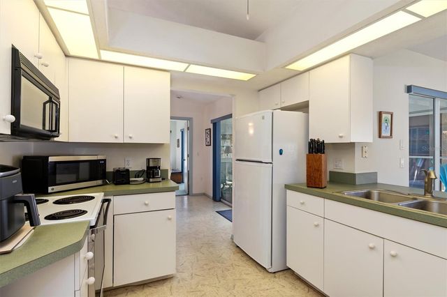 921 OHIO AVENUE, Englewood, FL 34223