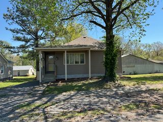 504 S Sunny Slope Street, West Frankfort, IL 62896