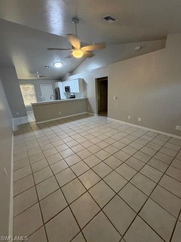 2779 Tropicana BLVD, Naples, FL 34116