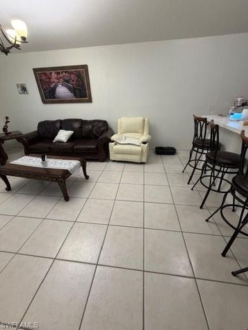 2779 Tropicana BLVD, Naples, FL 34116