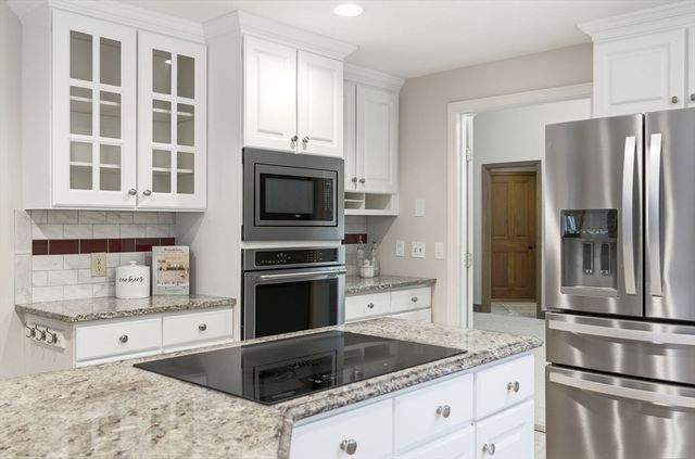 8 Netherwood Rd., Windham, NH 03087
