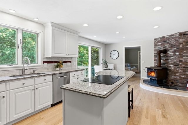 8 Netherwood Rd., Windham, NH 03087