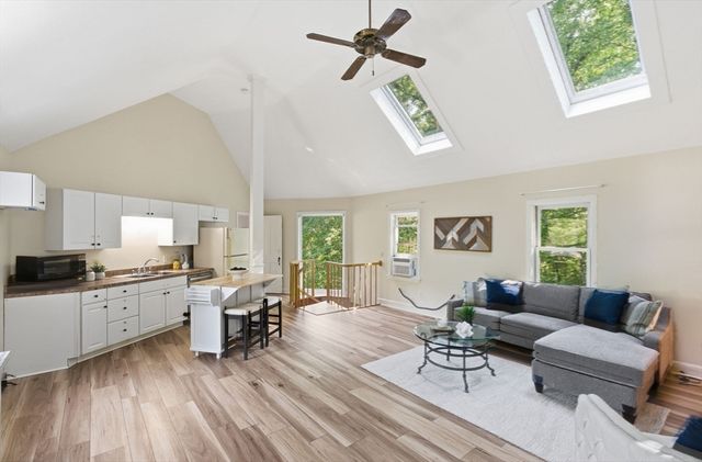 8 Netherwood Rd., Windham, NH 03087