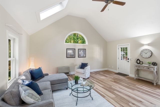 8 Netherwood Rd., Windham, NH 03087