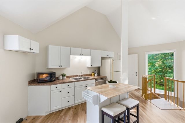 8 Netherwood Rd., Windham, NH 03087