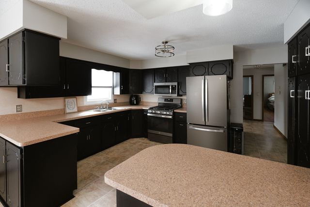 201 S Brush Avenue, Ladd, IL 61329