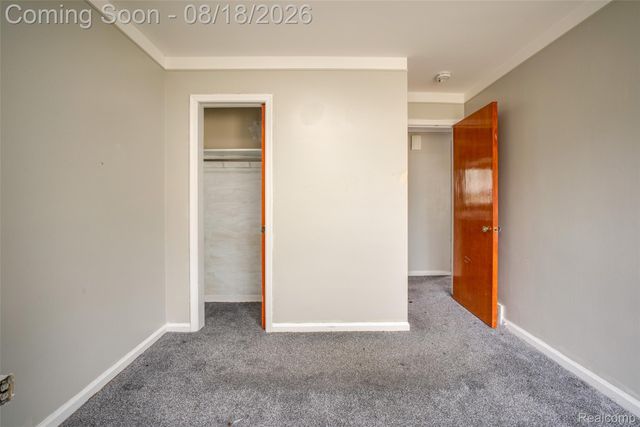 16786 Sprenger Avenue, Eastpointe, MI 48021