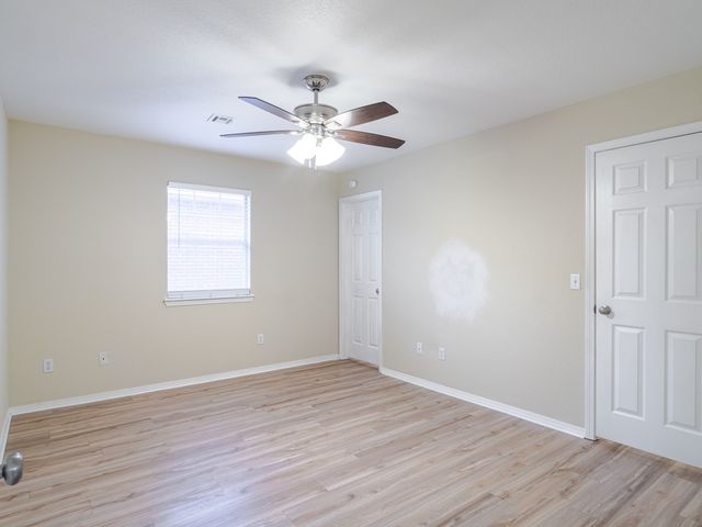 13 Holly Drive A, Bentonville, AR 72712