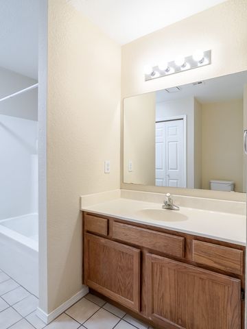 13 Holly Drive A, Bentonville, AR 72712