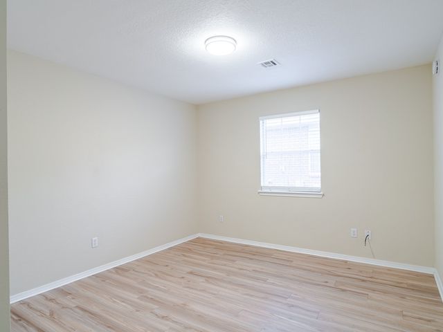 13 Holly Drive A, Bentonville, AR 72712