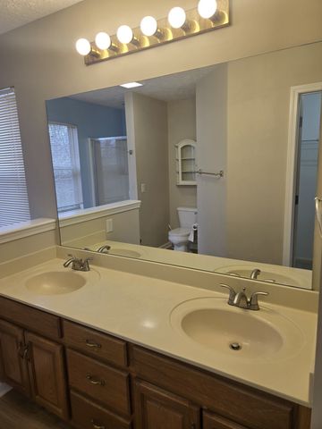 6153 Hampton Hall Way, Hermitage, TN 37076