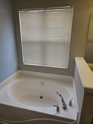 6153 Hampton Hall Way, Hermitage, TN 37076