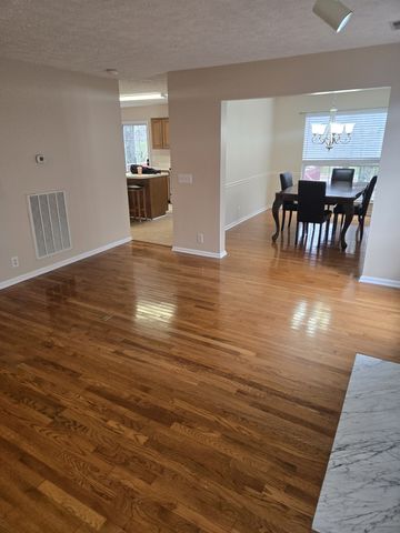 6153 Hampton Hall Way, Hermitage, TN 37076