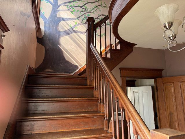 1602 CLARK STREET, Manitowoc, WI 54220