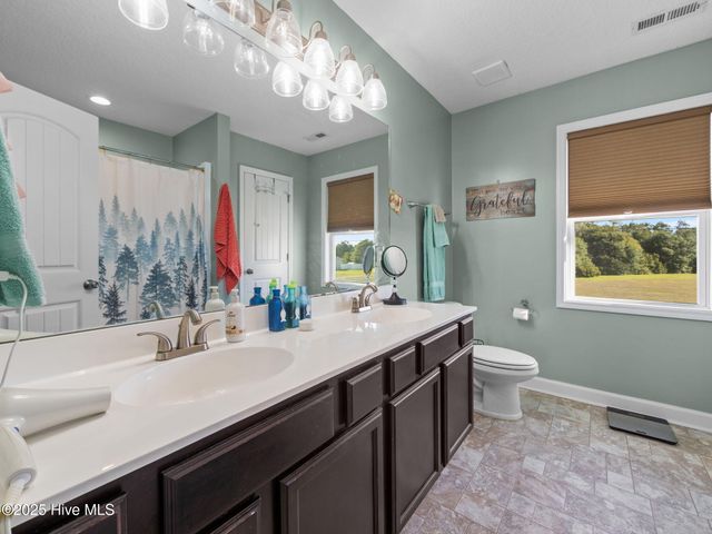 216 Shell Rock Landing Road, Hubert, NC 28539